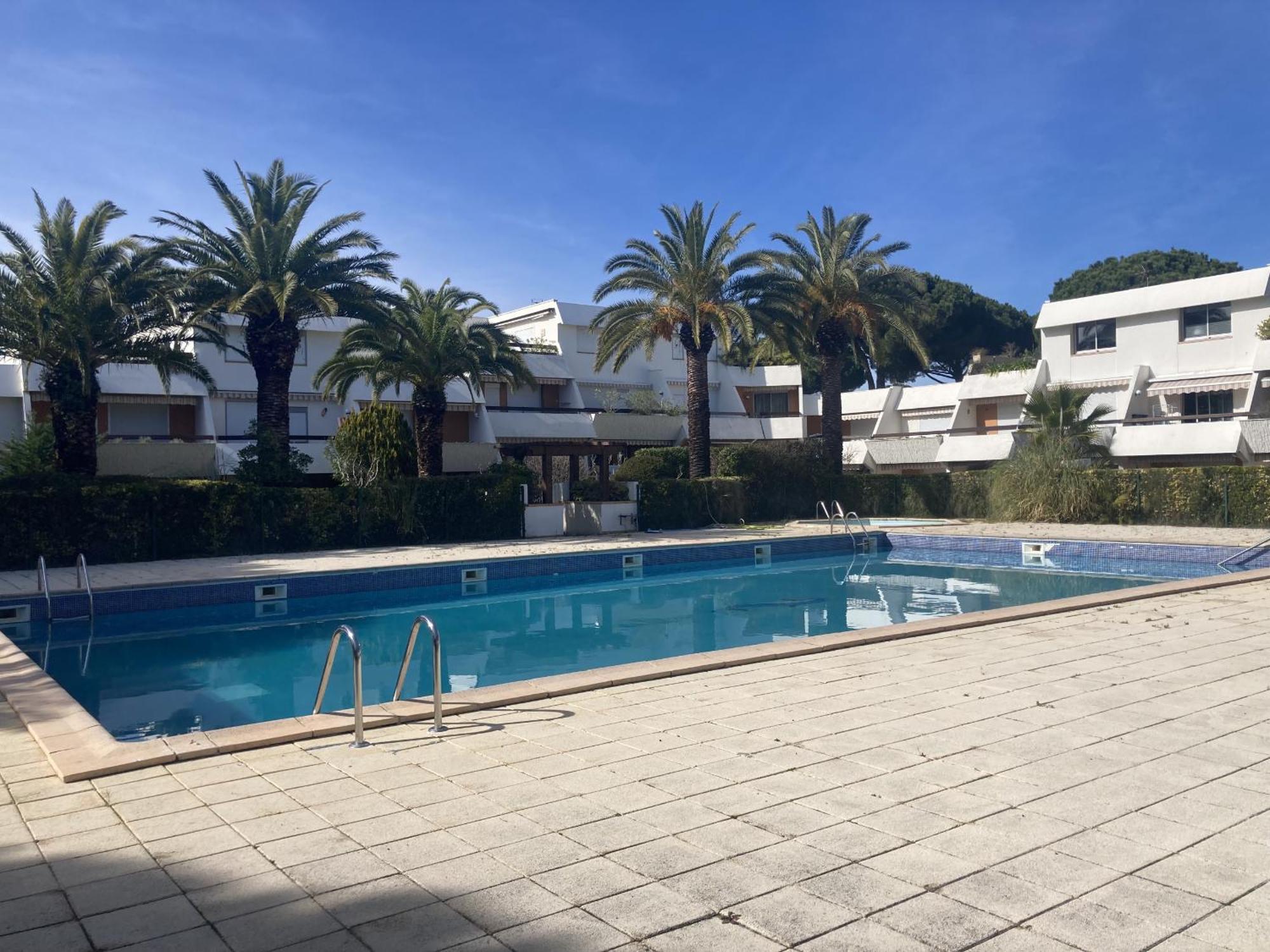 Apartment Sol-y-days Cyprianes Moderne Avec Piscine *